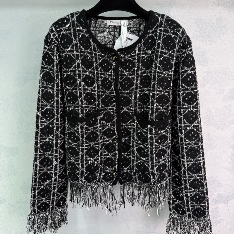 chr1st1an D10r outwear